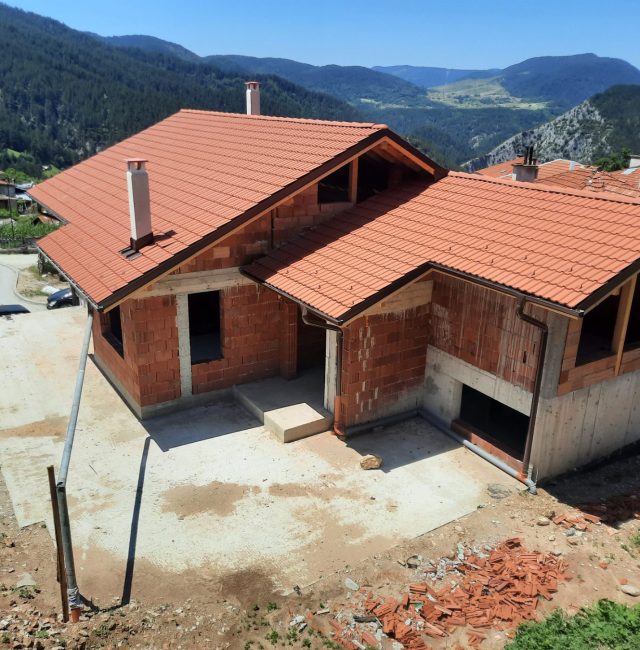 Строеж на къща